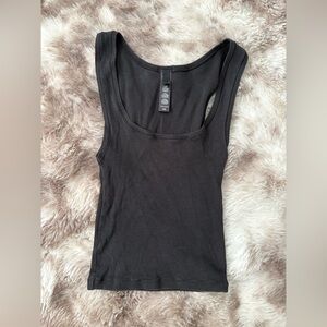 SKIMS Charcoal Ribbed Tank Top